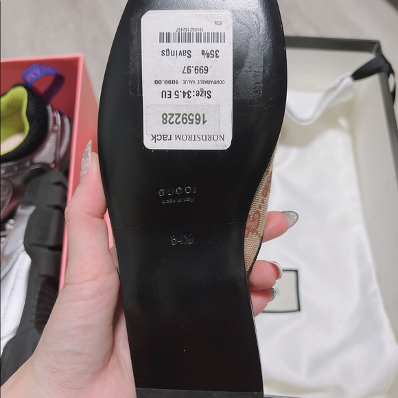 Authentic Gucci Beige GG Canvas NY Yankees Mules. - Picture 5 of 8